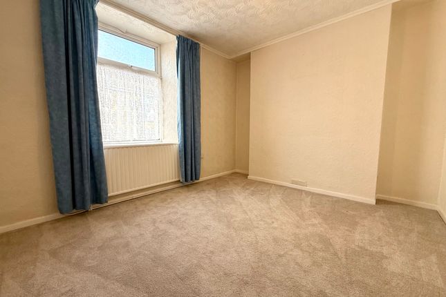 4 Fountain Street, Mountain Ash photo 4
