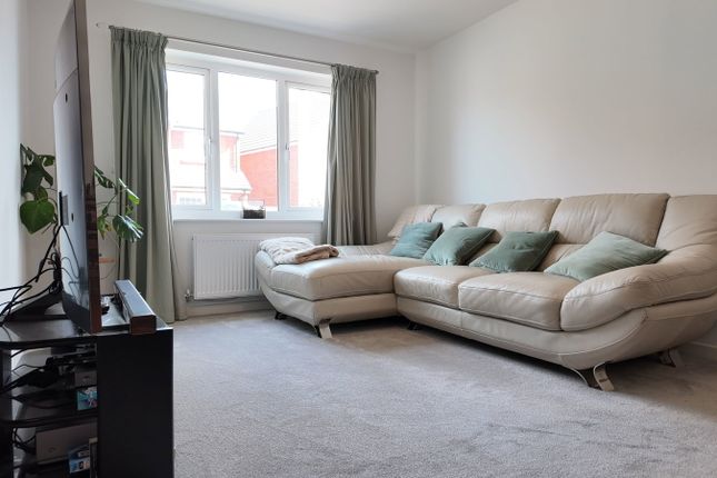 75, Barrow Vale, Newton Abbot photo 3