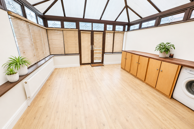 106, Harborough Road, Leicester photo 4