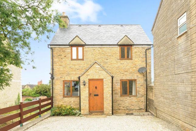 Thumbnail Detached house to rent in Chipping Norton, Oxfordshire