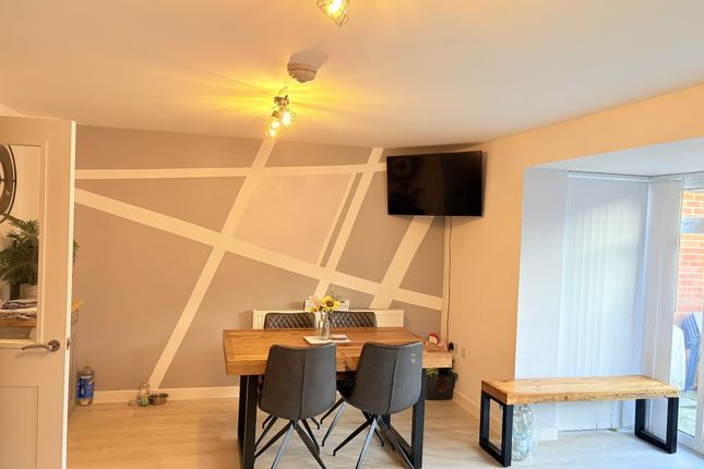 10 Bircham Drive, Coleford photo 3