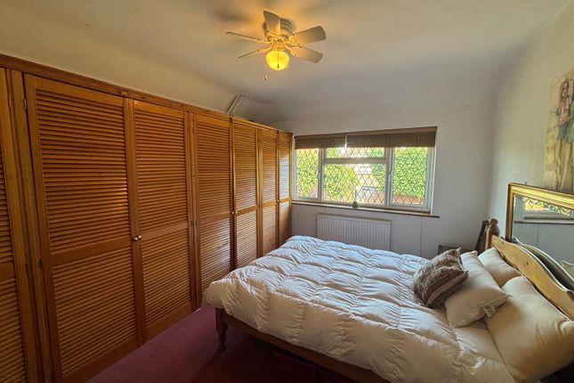 25, Elm Walk, Radlett photo 3