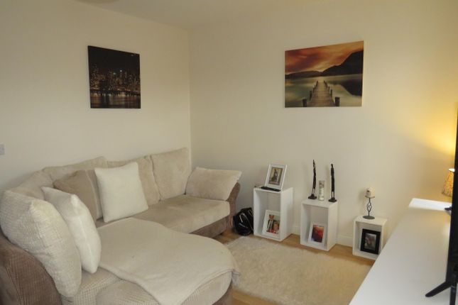 Thumbnail Semi Detached House To Rent In Drifters Way Great Yarmouth Thumbnail Semi Detached House To Rent In Drifters Way Great Yarmouth