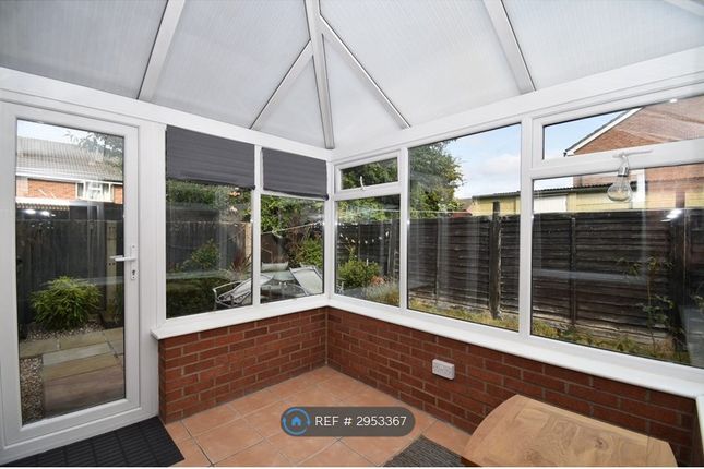 Framlingham Grove, Kenilworth photo 5