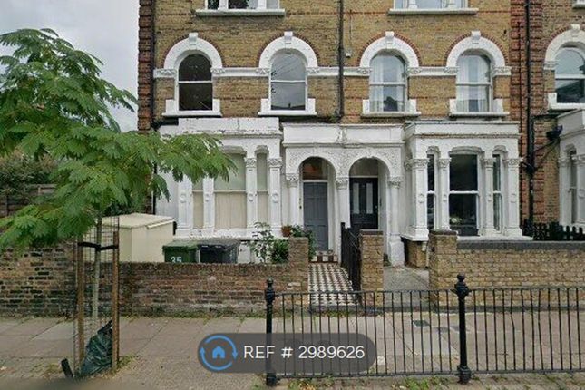 2-bed house on Flat B, Avenell Road, London, £2,650/mo