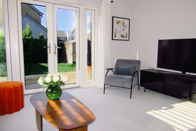Carora Crescent, Milton Keynes photo 4