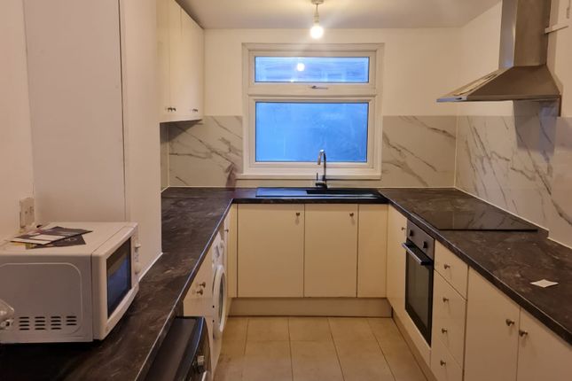 Thumbnail End terrace house to rent in Woodhouse Road, Leytonstone