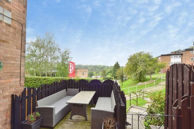 6, Bankwood Close, South Yorkshire photo 4