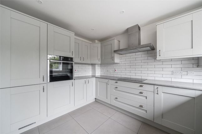 22, Sanders Lea, Crediton photo 3