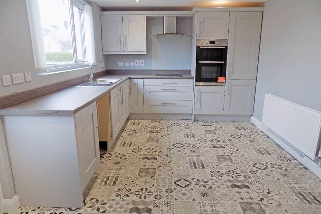 32, Glenwood Park, Dunmurry photo 4