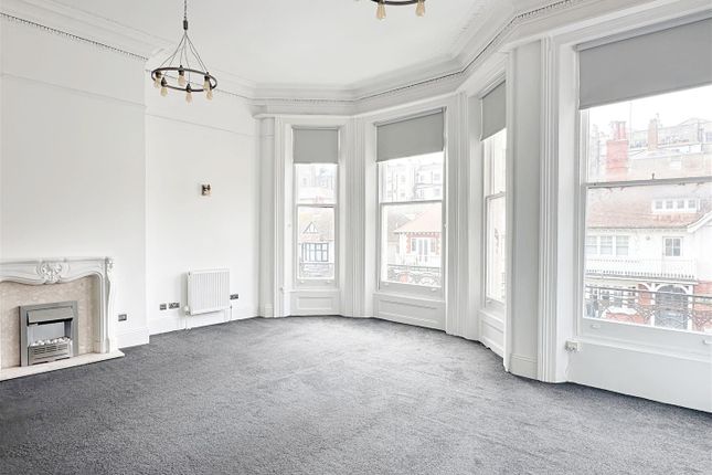 35 Holland Road, Hove photo 4