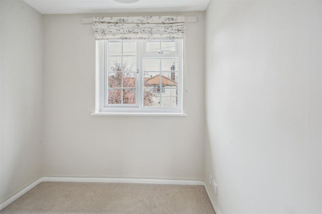 Semi-detached house to rent in Grecian Street, Aylesbury