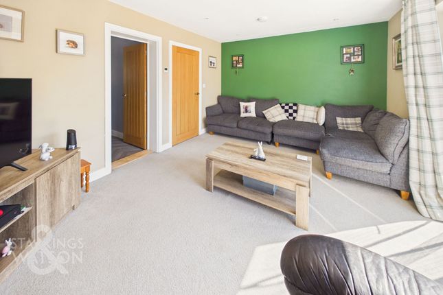 1 Ribbons Close, Stowmarket photo 4