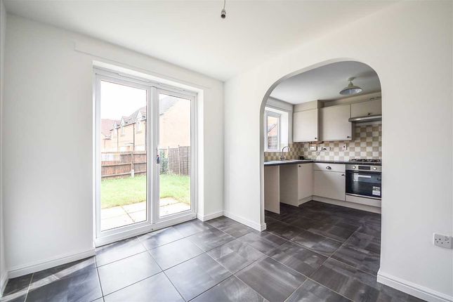 60, Linden Avenue, Higham Ferrers photo 3
