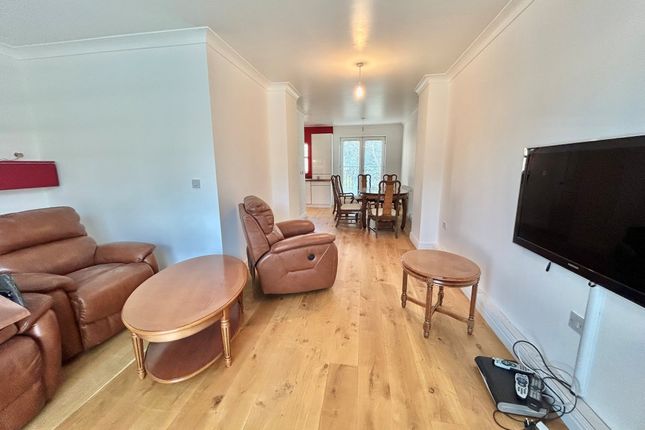 86, The Quays, Castle Quay Close, NOTTINGHAM photo 4