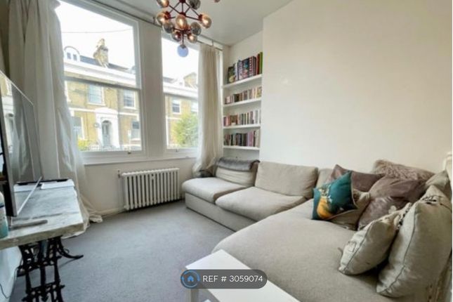 Flat   Flaxman Road, London photo 4