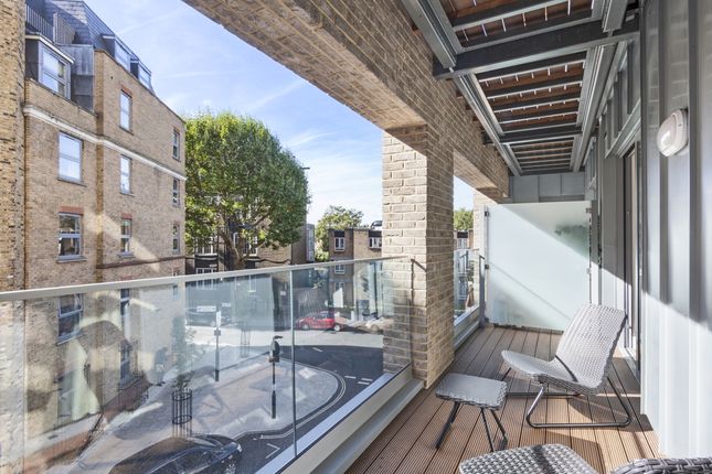 Flat for sale in Cadence, Dalston Curve, Dalston