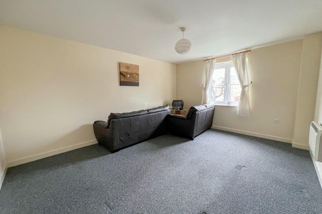 Flat for sale in Cavalier Court, Siddeley Avenue, Coventry