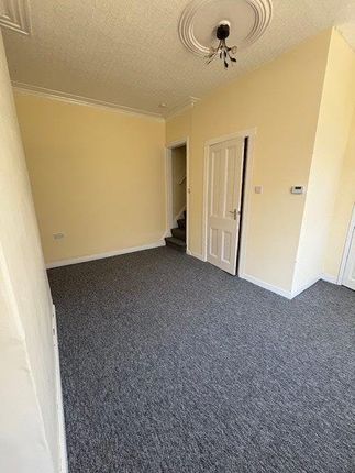 42, Lonsdale Street, Bradford photo 4