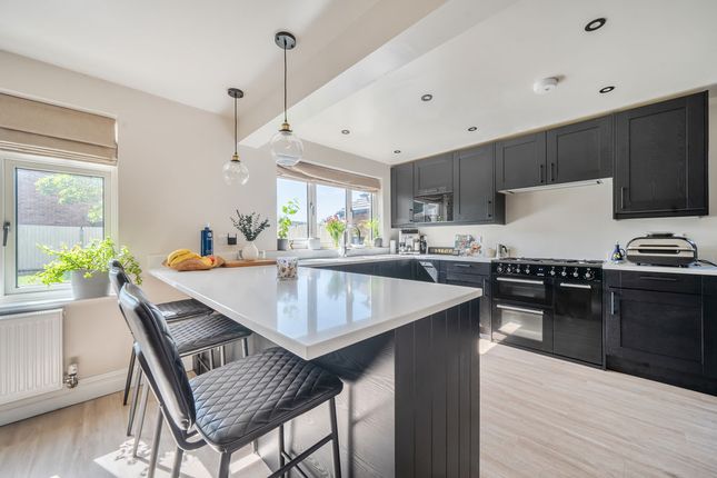 2, Westrope Way, Bedford photo 3