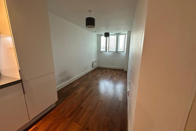 Apartment 605, Metropolitan House, 1, Hagley Road, West Midlands photo 4