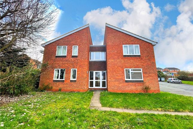 1-bed flat on 26, Henley Drive, Worcestershire, £80,000