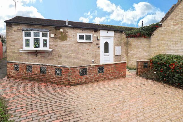 1-bed bungalow on 118, Wimbish End, Essex, £230,000