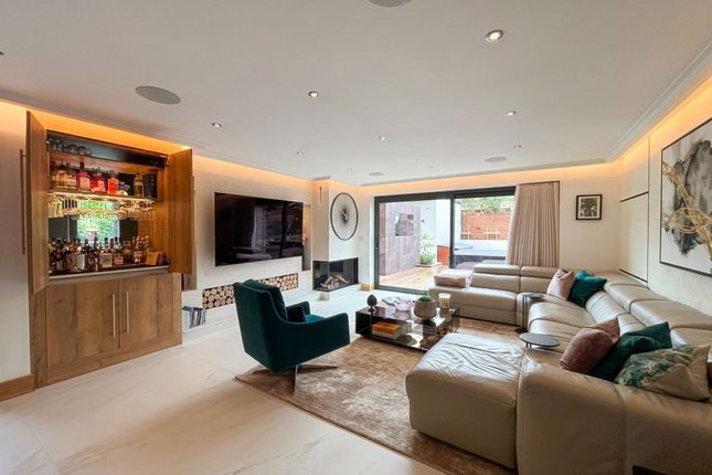 3 Woodlands Road, Manchester photo 4