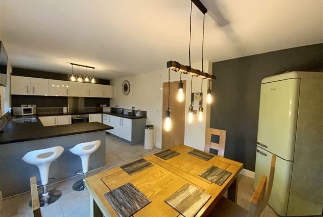 11, Melhaven Way Wickersley, Rotherham photo 3