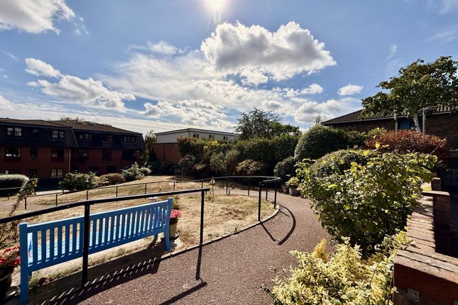 201 Elizabeth House, 314 Rayleigh Road, Eastwood photo 4
