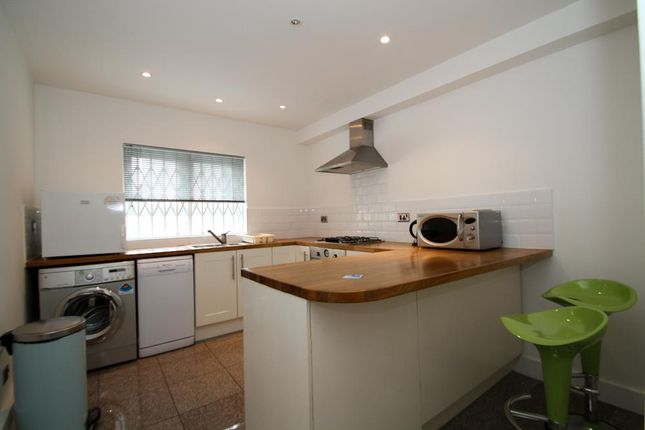 24, Hawgood Street, London photo 4