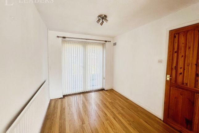 11, Underhill Close, Derbyshire photo 3