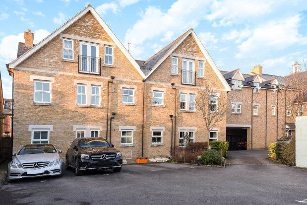 Thumbnail Flat to rent in Clarendon Court, Oxford