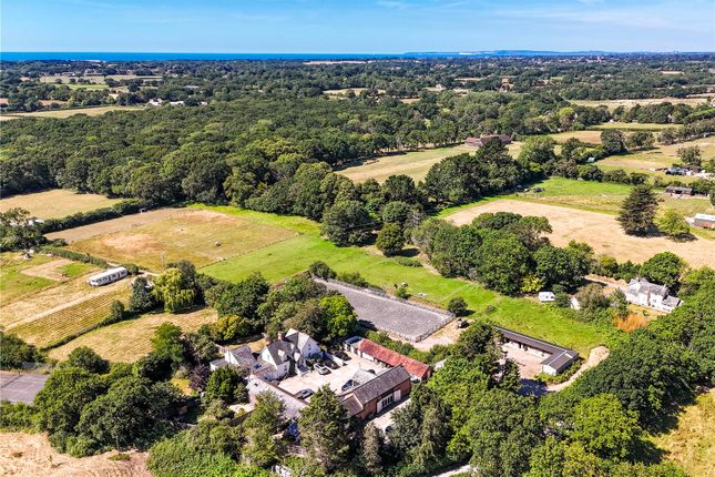 5-bed house on Hazelhurst Farm,, Flexford Lane, Lymington, £2,600,000