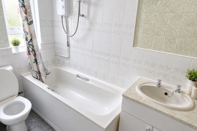 Victoria House, Victoria Road, Romford photo 5