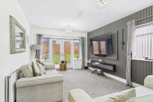 5 Cedar Close, Driffield Road, Driffield photo 2