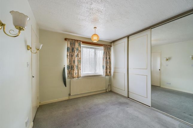 Terraced house for sale in Barrington Road, Crawley