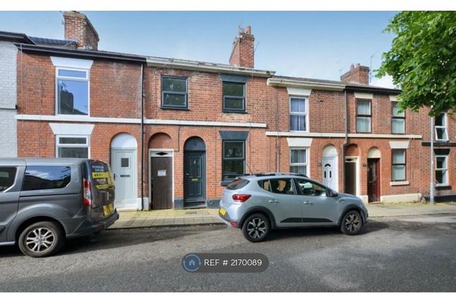 Terraced house to rent in Union Street, Runcorn