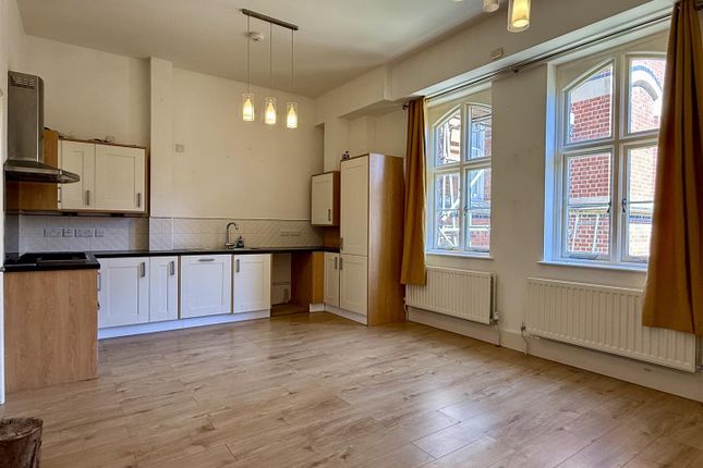 35, Frome Court, Hereford photo 2