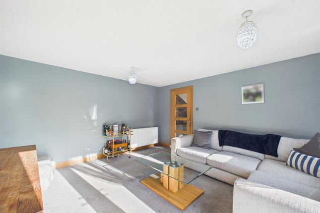 3, Beech Court, Blairgowrie photo 3