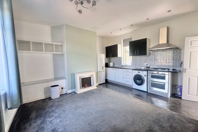 53, Primrose Hill, BATLEY photo 2