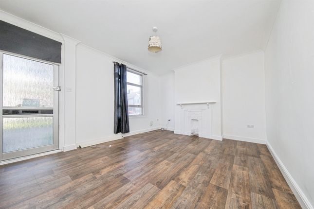 27, Albert Street, HARWICH photo 4