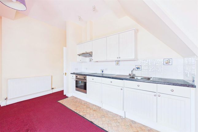Flat 10, Claredge House, 8, Princes Road, Clevedon photo 4