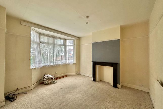 93, Nield Road, Hayes photo 3
