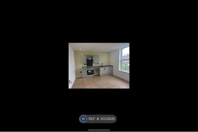 Chantry Lane, Flat, Grimsby photo 2