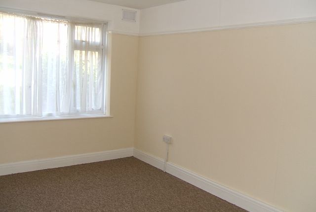 203, Hele Road, Torquay photo 5