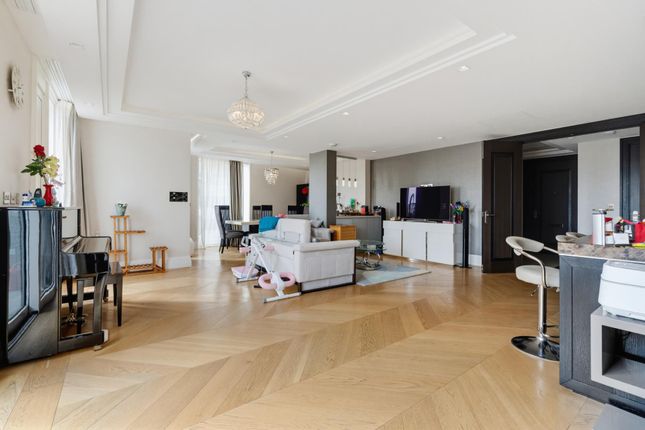 63 Wren House, 190 Strand, London photo 4