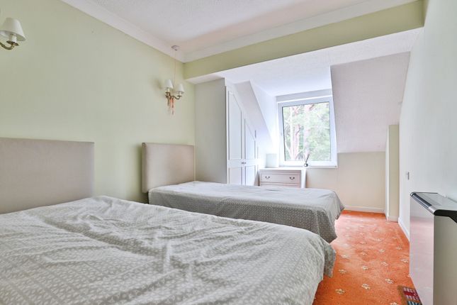 Flat 42, Park View Court, 18, Queens Park West Drive, Dorset photo 4