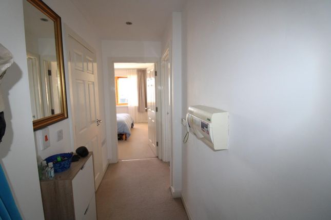 Flat for sale in Ducrow Court, Backfields, Bristol