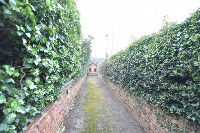 Detached house to rent in Church Street, Wyre Piddle, Pershore, Worcestershire